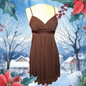 NWT  Dark brown tie back sexy holiday dress Spaghetti straps. Size 1/2 B. Darlin
